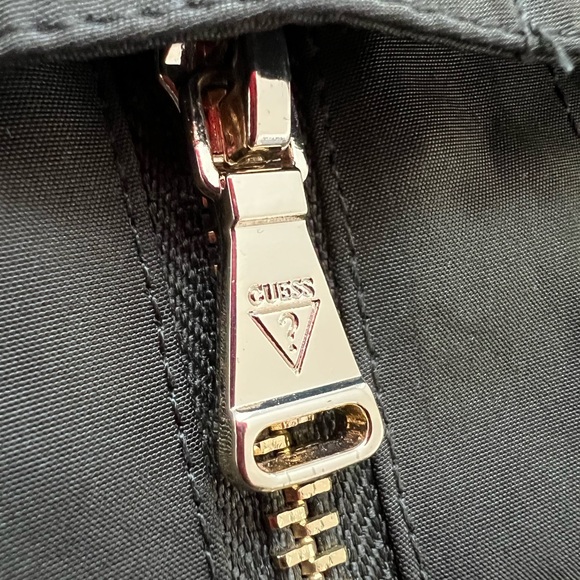 🤑 Women’s Guess Coat - Picture 6 of 11